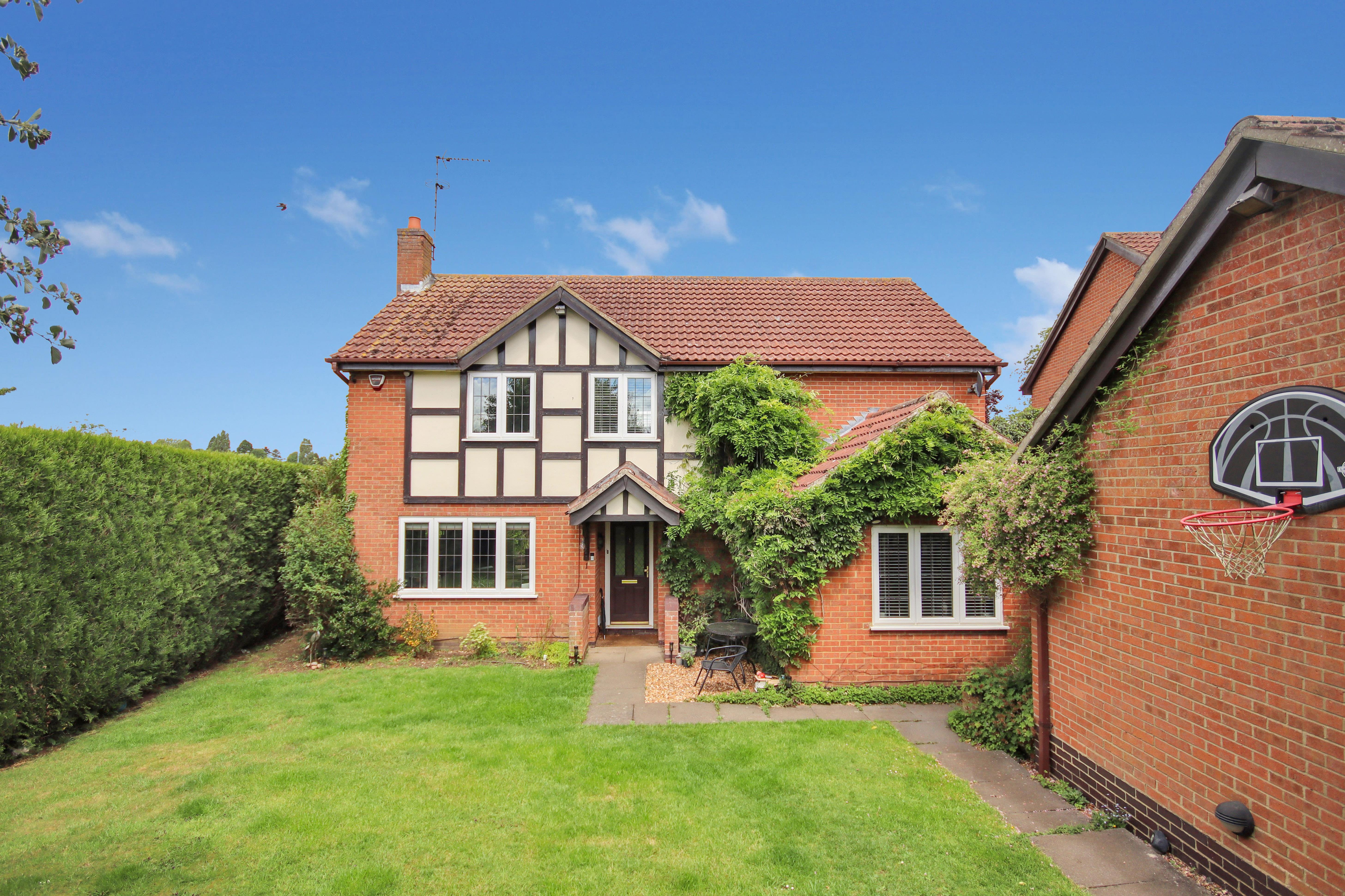Tintagel Close, Rushden